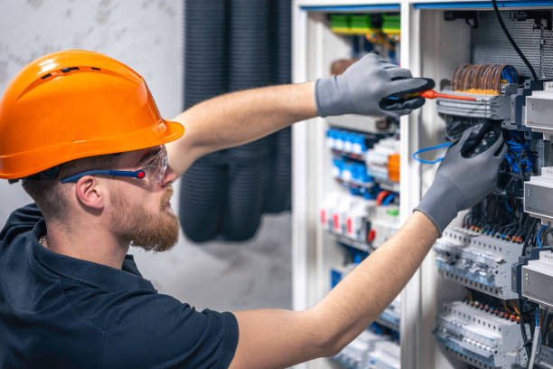 Best Local Electrician Companies  in Lawrence, NY